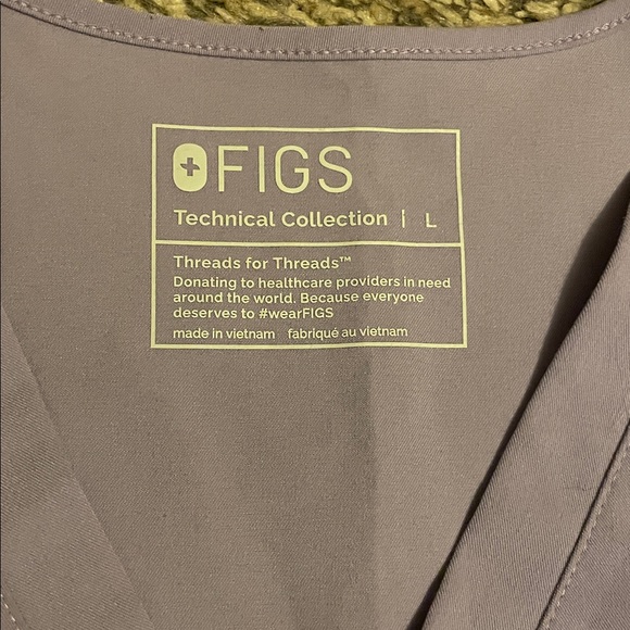Figs Catarina one pocket scrub top -size large - Picture 2 of 5